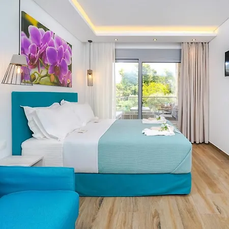 Maria Elena Aparthotel 4*