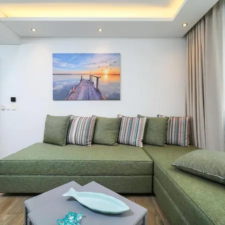 Aparthotel Maria Elena 4*