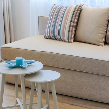 Aparthotel Maria Elena 4*