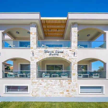 Aparthotel Maria Elena 4*